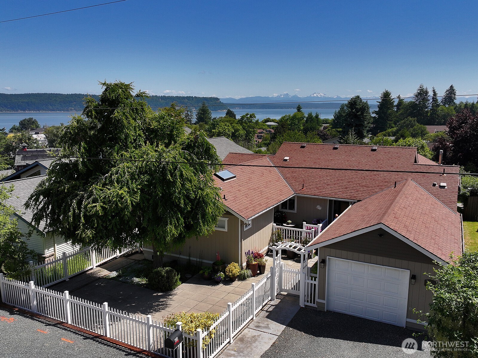 424 Island View Lane Langley, WA 98260 - Photo 5 of 39