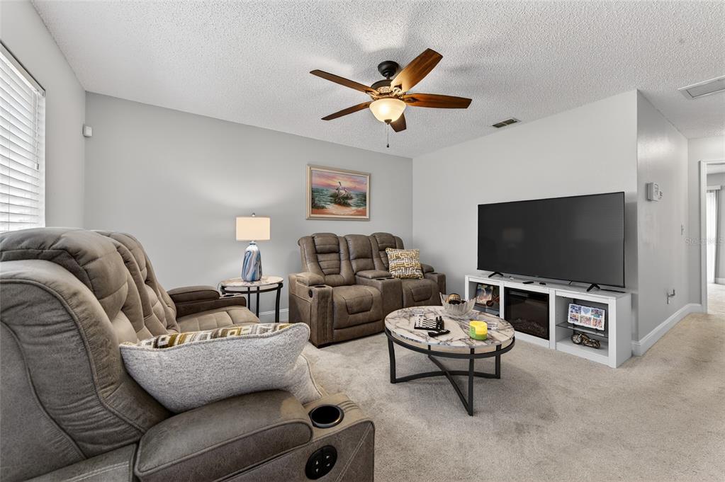 1601 Big Tree Road, Unit 101 South Daytona, FL 32119 - Photo 6 of 21