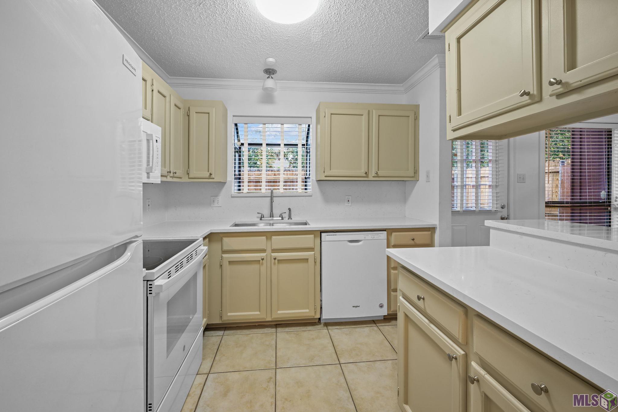 954 Ridgepoint Court, Unit 15D Baton Rouge, LA 70810 - Photo 7 of 15