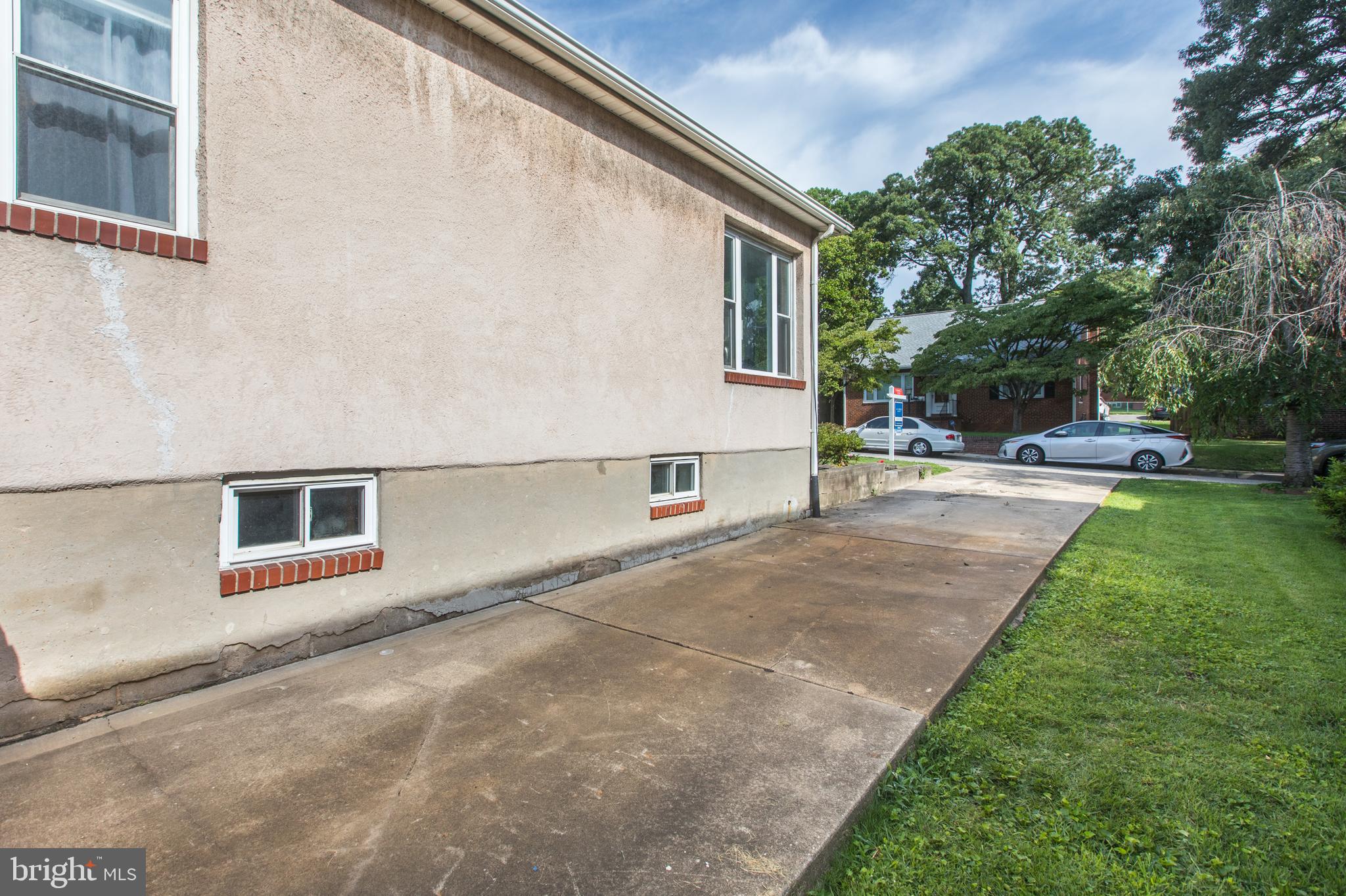 7007 Dunhill Road Dundalk, MD 21222 - Photo 25 of 32 Driveway Side View