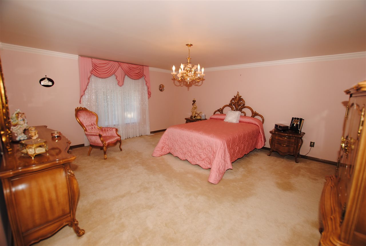46200 Heydenreich Road Macomb, MI 48044 - Photo 26 of 51 31362131-25.JPG