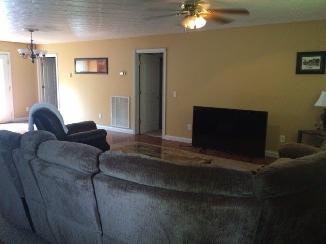 1995 Jock Road Bee Spring, KY 42207 - Photo 3 of 31 Gallery Image 3