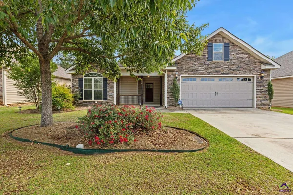 $284,900 | 123 Highland Point Drive, Kathleen, GA 31047