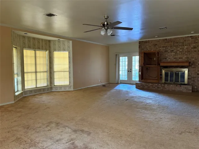 a view of empty room