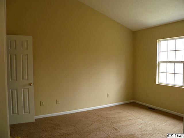 7226 Rothmore Street Charlotte, NC 28215 - Photo 7 of 12 Gallery Image 7