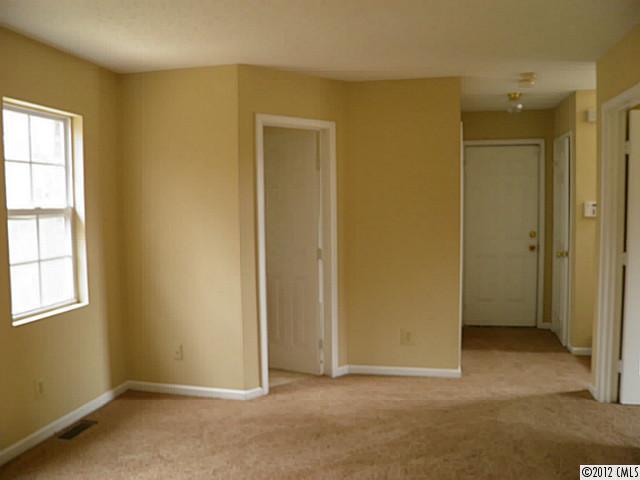 7226 Rothmore Street Charlotte, NC 28215 - Photo 8 of 12 Gallery Image 8