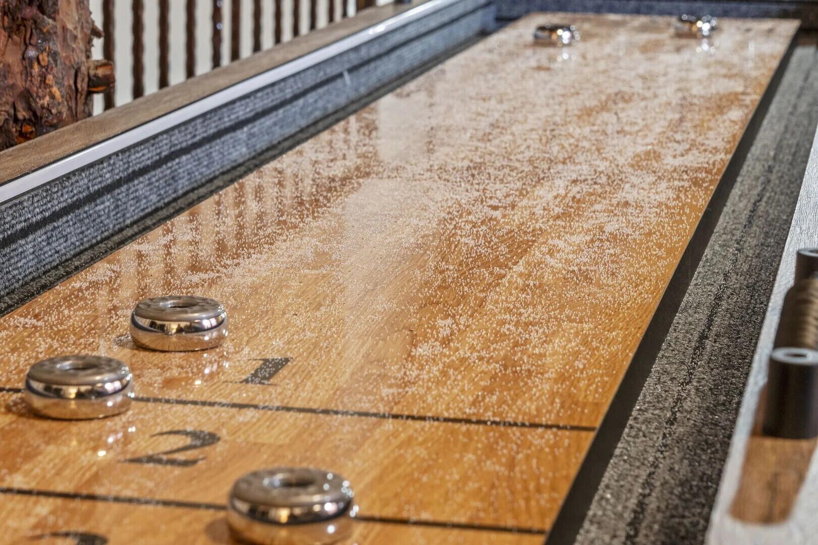 152 Oakridge Road, Unit 1 Branson, MO 65616 - Photo 17 of 38 152 Oak Ridge Road Shuffle Board