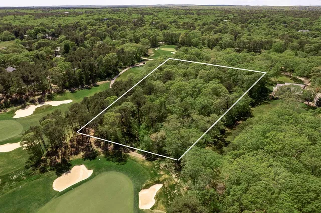 $5,100,000 | 7 Overview Lane, Oak Bluffs, MA 02557