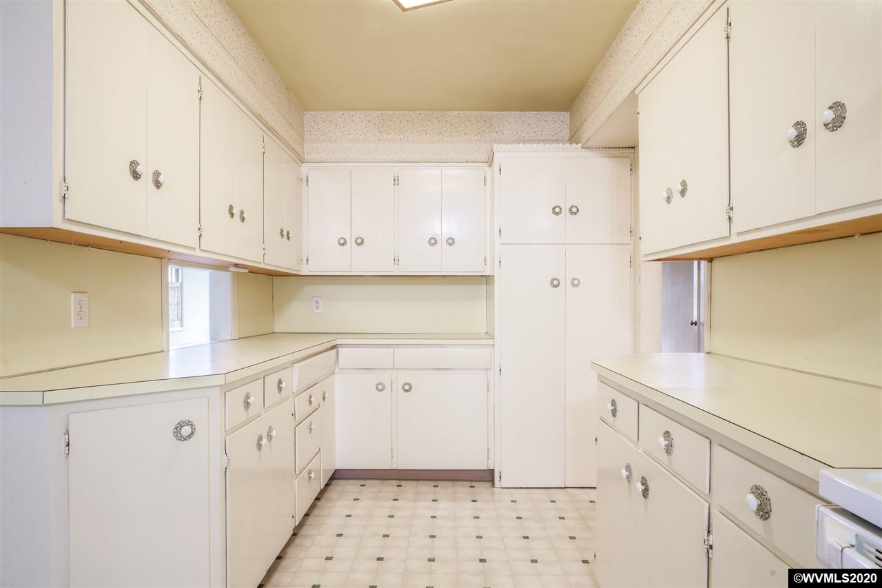 705 Southwest 11th Avenue Albany, OR 97321 - Photo 16 of 37 Gallery Image 16
