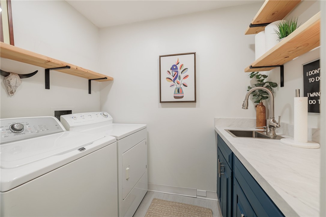 230 Hoffman Road Irondequoit, NY 14622 - Photo 15 of 46