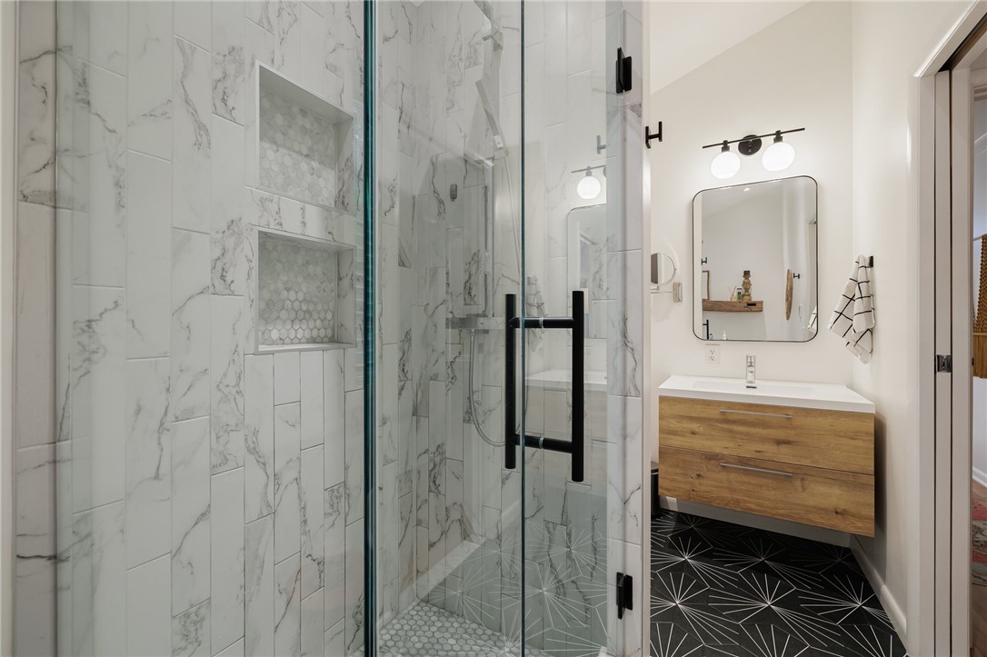 230 Hoffman Road Irondequoit, NY 14622 - Photo 37 of 46