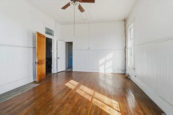 $700,000 | 802 Kentucky Avenue, San Antonio, TX 78201