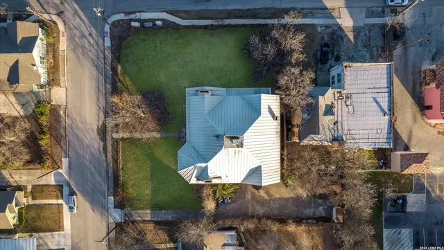 $700,000 | 802 Kentucky Avenue, San Antonio, TX 78201