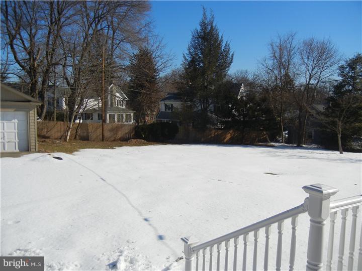 147 Summit Road Springfield, PA 19064 - Photo 22 of 25 View in Back