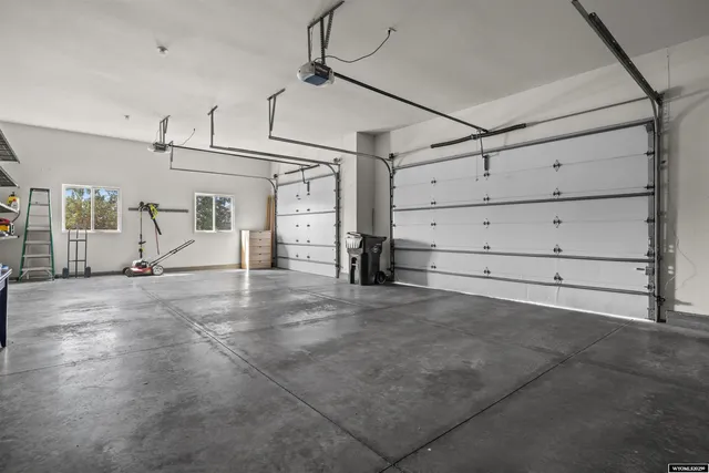 $840,000 | 2819 Palmer Drive, Casper, WY 82601