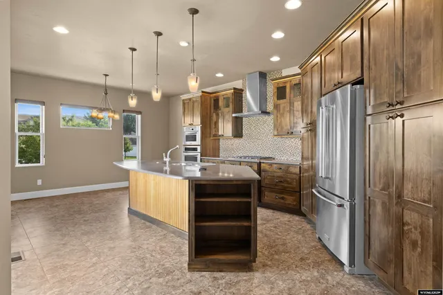 $840,000 | 2819 Palmer Drive, Casper, WY 82601