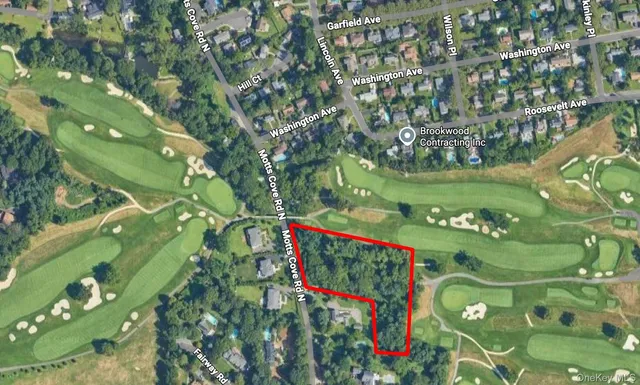 a view of an outdoor space