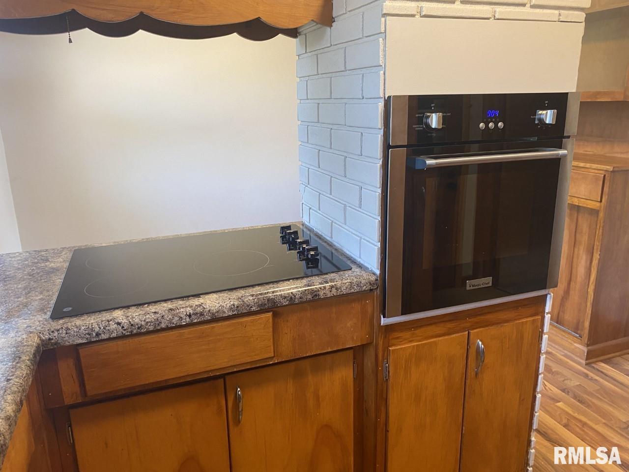1411 Anna Road Pekin, IL 61554 - Photo 21 of 47 Gallery Image 21