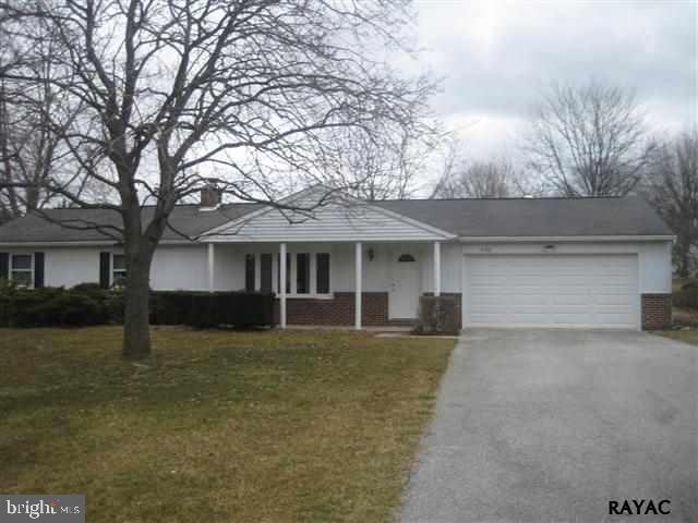 1420 Greenbriar Road York, PA 17404 - Photo 1 of 3 Gallery Image 1