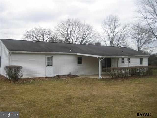 1420 Greenbriar Road York, PA 17404 - Photo 3 of 3 Gallery Image 3
