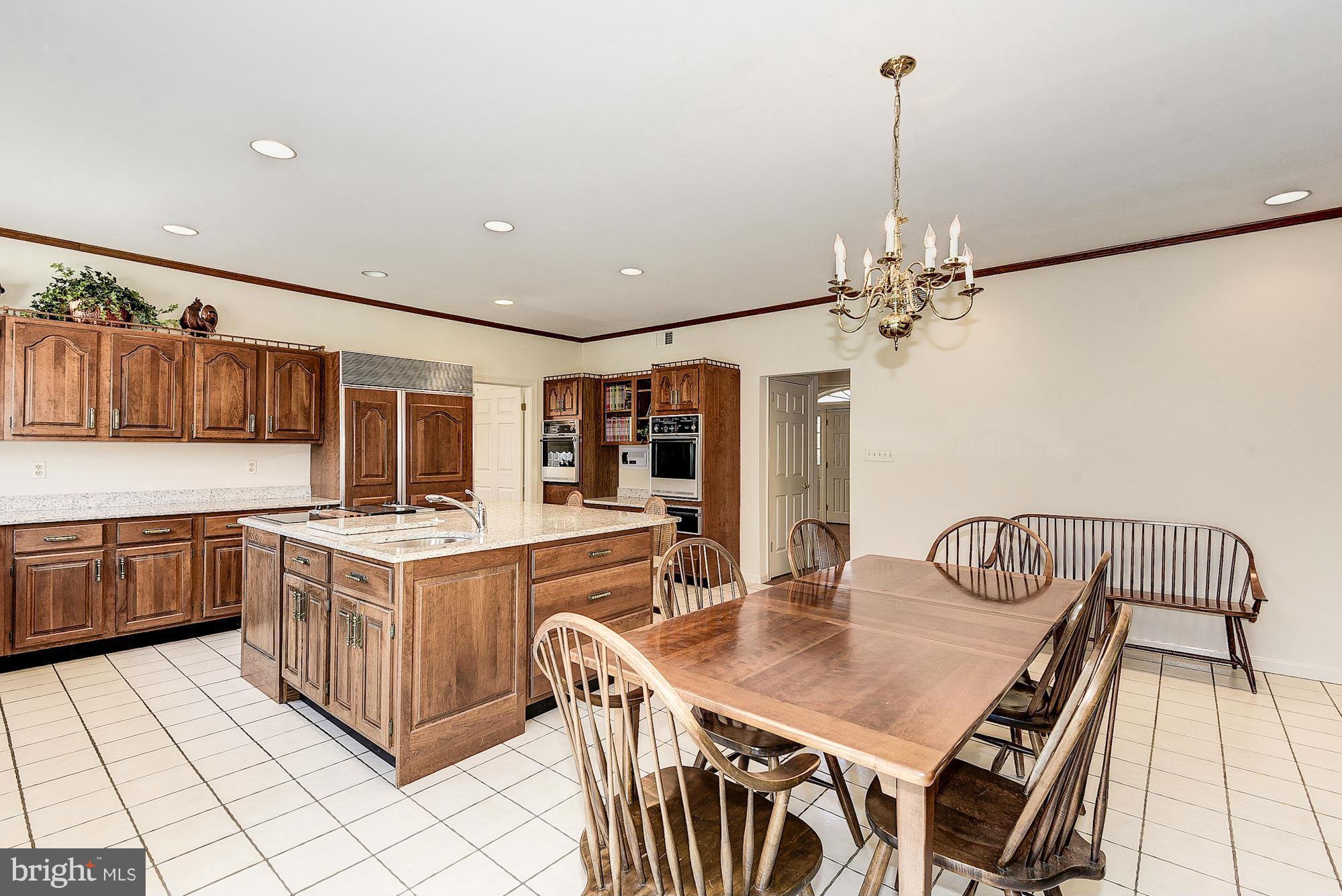 19830 Bucklodge Road Boyds, MD 20841 - Photo 12 of 30 Kitchen