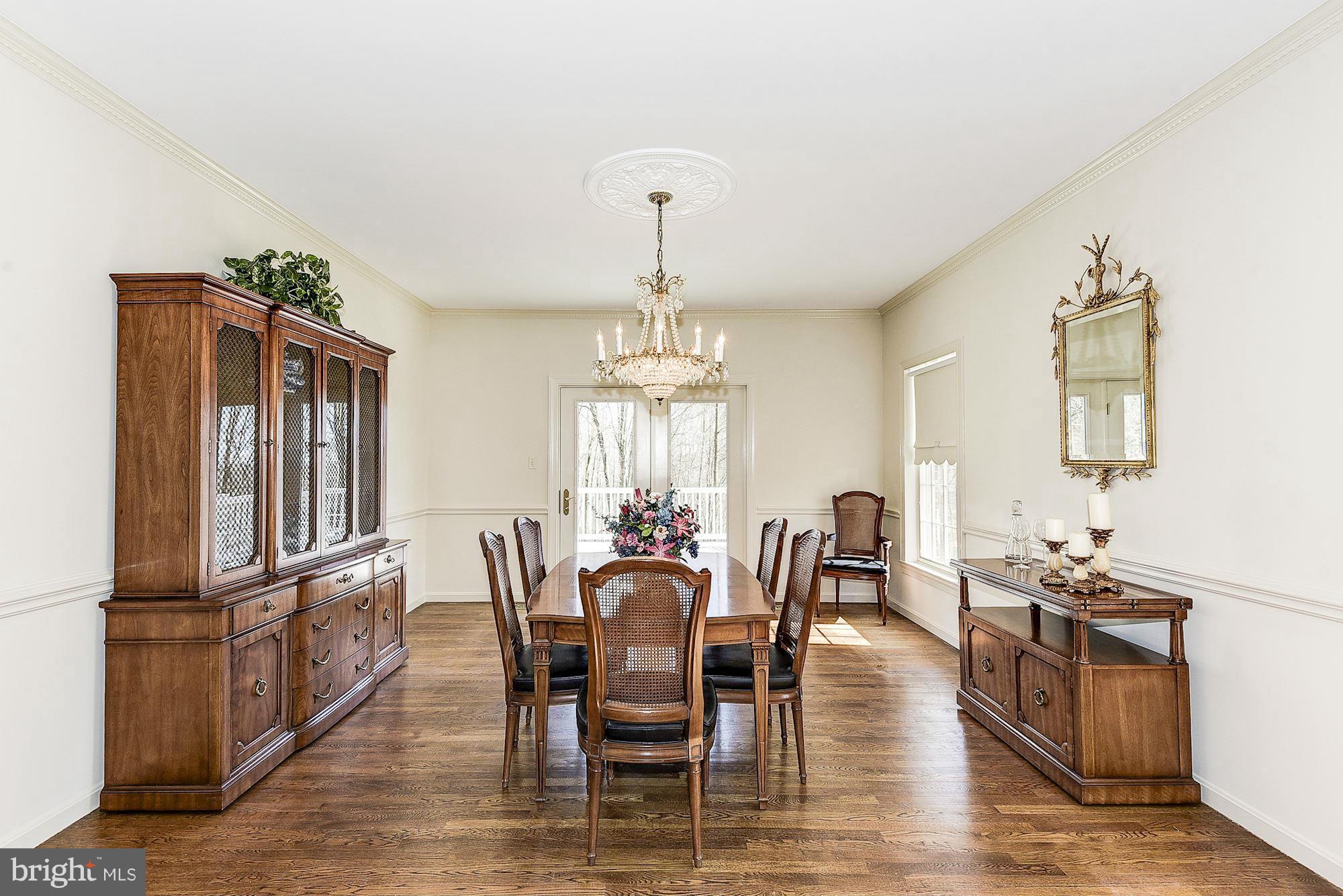 19830 Bucklodge Road Boyds, MD 20841 - Photo 9 of 30 Dining Room