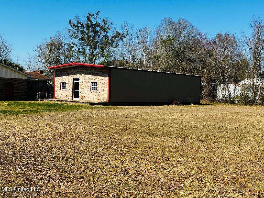 3222 Toncrey Road D'Iberville, MS 39540 - Photo 13 of 20 TONCREY WAREHOUSE SIDE