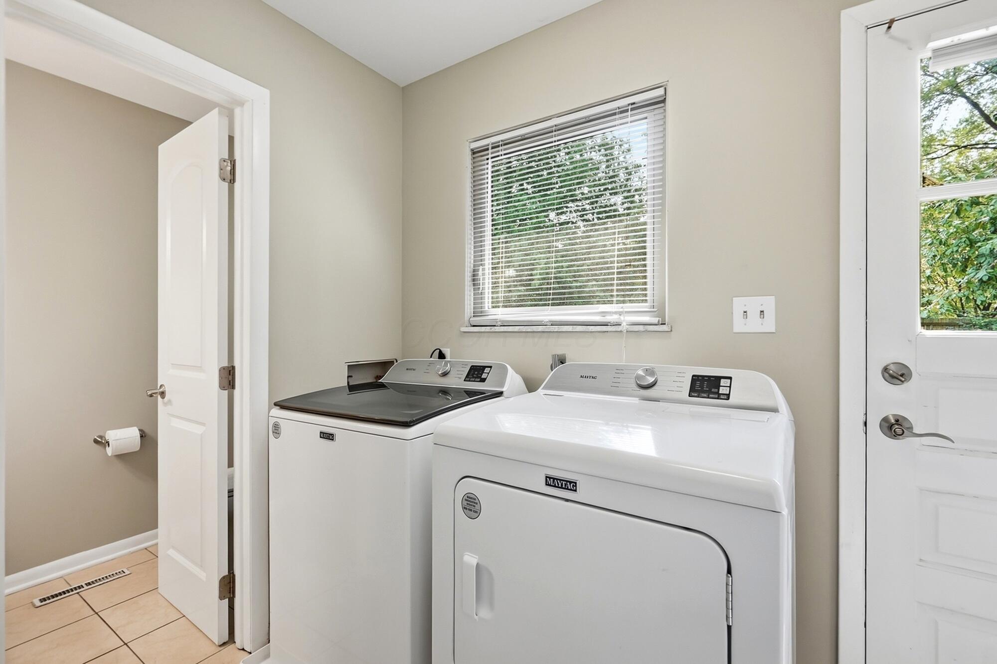 5999 Rocky Rill Road Columbus, OH 43235 - Photo 25 of 73 Washer & Dryer
