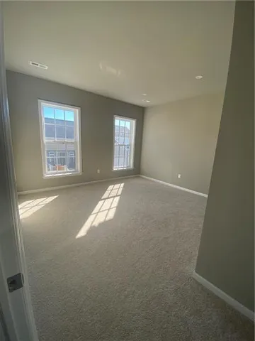 $2,490 | 1439 Hastings Crescent, Bridgeville, PA 15017