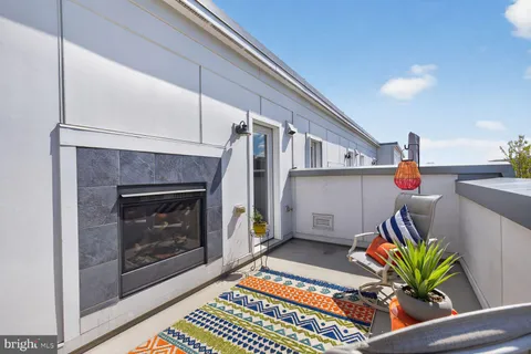 $1,295,000 | 917 Parker Gray School Way, Alexandria, VA 22314