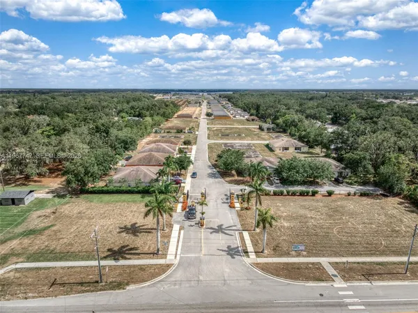 $208,999 | 1442 Las Villas Boulevard, Sebring, FL 33870