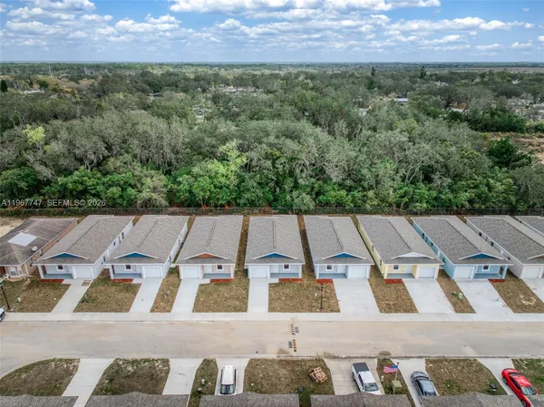 $208,999 | 1442 Las Villas Boulevard, Sebring, FL 33870