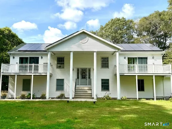 $585,000 | 33 D Laurel Point Drive, Montville, CT 06370