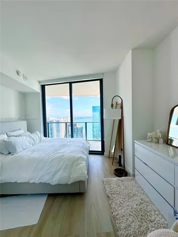 $3,950 | 1300 South Miami Avenue, Unit 4004, Miami, FL 33130