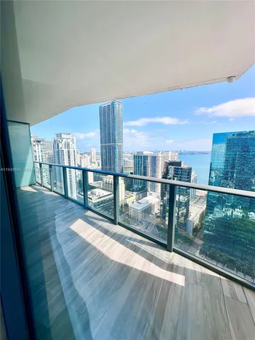 $3,950 | 1300 South Miami Avenue, Unit 4004, Miami, FL 33130