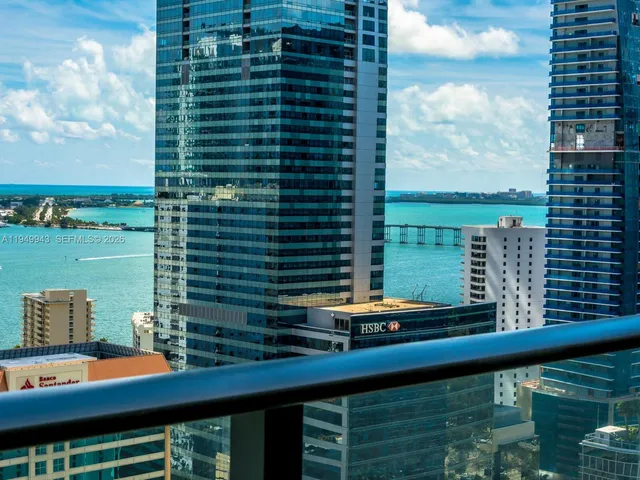 $3,950 | 1300 South Miami Avenue, Unit 4004, Miami, FL 33130