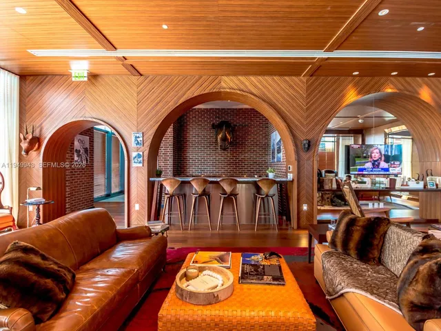 $3,950 | 1300 South Miami Avenue, Unit 4004, Miami, FL 33130