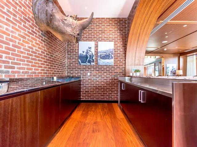 $3,950 | 1300 South Miami Avenue, Unit 4004, Miami, FL 33130