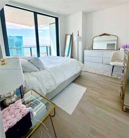 $3,950 | 1300 South Miami Avenue, Unit 4004, Miami, FL 33130