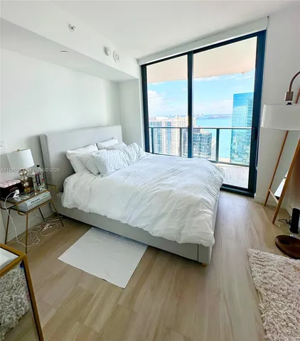 $3,950 | 1300 South Miami Avenue, Unit 4004, Miami, FL 33130