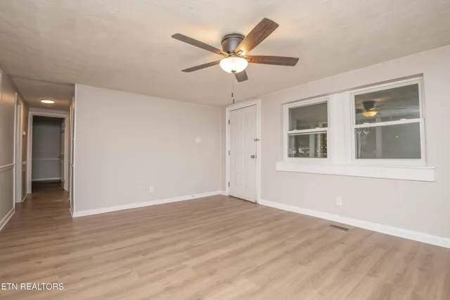 $203,900 | 143 Shubert Street, Kingston, TN 37763