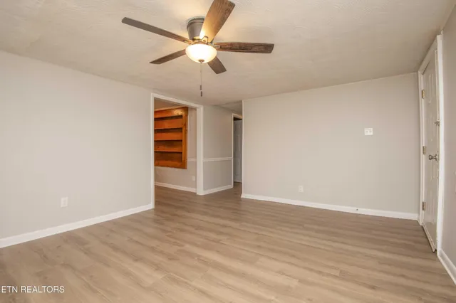 $203,900 | 143 Shubert Street, Kingston, TN 37763