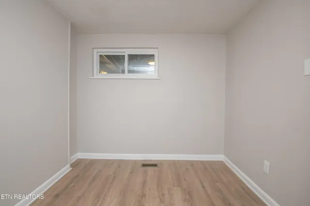 $203,900 | 143 Shubert Street, Kingston, TN 37763