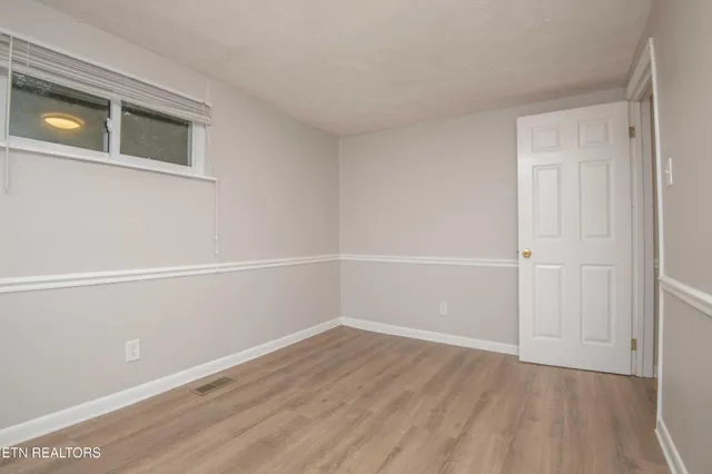 $203,900 | 143 Shubert Street, Kingston, TN 37763