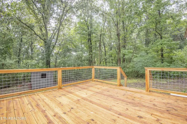 $203,900 | 143 Shubert Street, Kingston, TN 37763