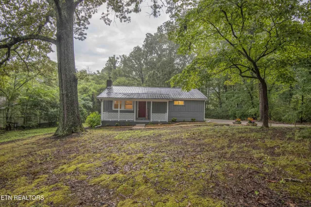 $203,900 | 143 Shubert Street, Kingston, TN 37763