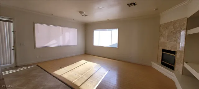 $2,950 | 5147 Villa Vecchio Court, Las Vegas, NV 89141