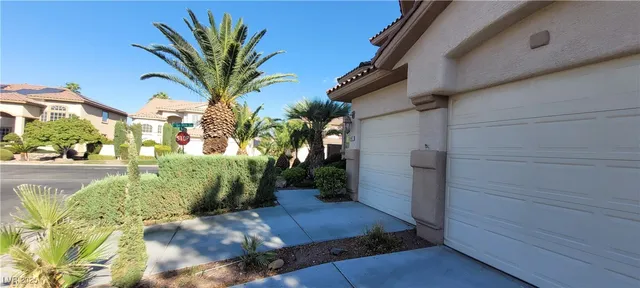 $2,950 | 5147 Villa Vecchio Court, Las Vegas, NV 89141