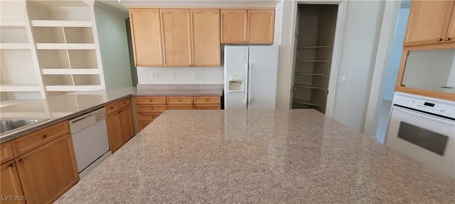 $2,950 | 5147 Villa Vecchio Court, Las Vegas, NV 89141