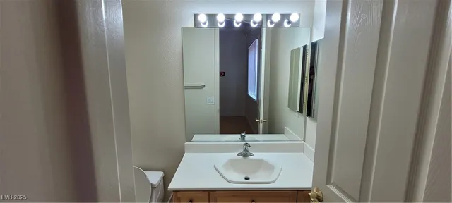 $2,950 | 5147 Villa Vecchio Court, Las Vegas, NV 89141